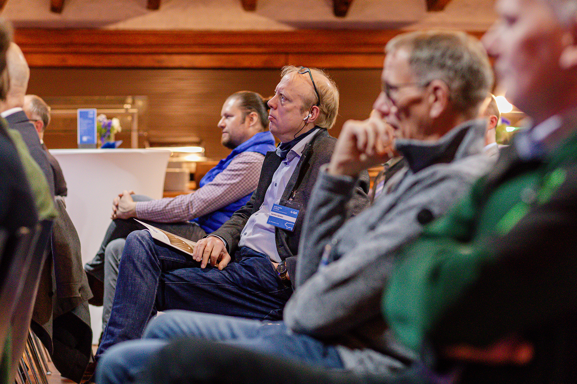 QS Qualität und Sicherheit | Blaue Stunde in Kooperation mit dem Landwirtschaftsverlag im Gespräch mit Tierhaltern im Dorf Münsterland. November 2025